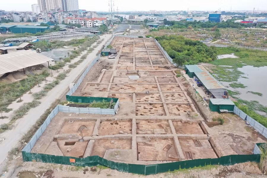 Vuon Chuoi es un sitio arqueológico que se ha desarrollado de manera continua a lo largo de varias etapas, desde el período pre-Dong Son hasta el Dong Son. Este es un yacimiento raro y valioso de la Edad de los Metales en el norte de Vietnam. (Fuente: Vietnam+)