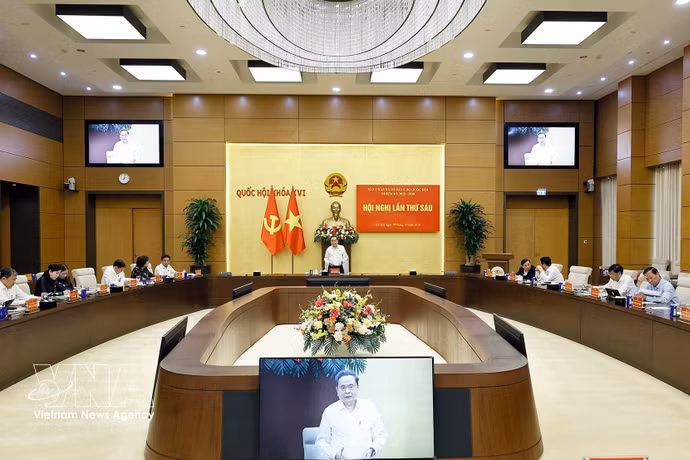 El presidente de la Asamblea Nacional de Vietnam, Tran Thanh Man, habla en la cita (Fuente: VNA)