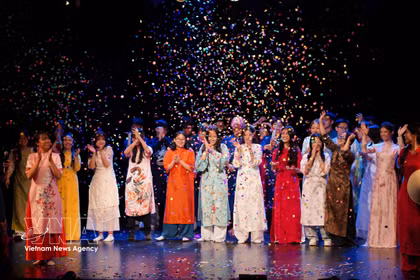 El festival cultural "Radiante Vietnam", celebrado del 26 al 28 de junio en Praga (República Checa), atrae a una amplia participación de coterráneos. (Foto ilustrativa: VNA)