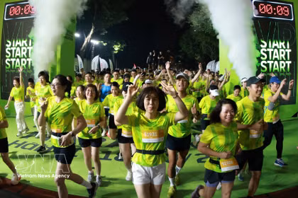 Bajo el lema “Hanoi Vibes - The City Moves”, el evento reunió a representantes de más de 200 clubes de atletismo de todo Vietnam. (Foto: VNA)