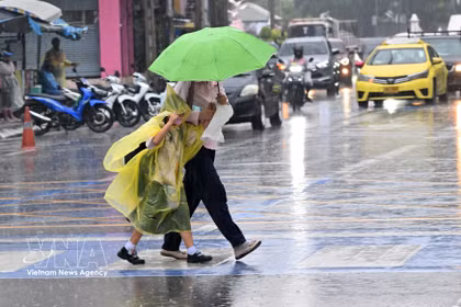 Fuertes lluvias en Bangkok, Tailandia, el 25 de septiembre de 2026. (Foto: Xinhua/VNA)