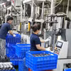 Línea de producción de la empresa de producción, importación y exportación de envases Thang Long, en el barrio de Tu Son, provincia de Bac Ninh. (Foto: VNA)