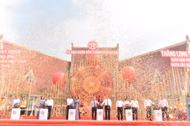 Ceremonia de lanzamiento del programa de actividades en respuesta al "Día de la Cultura de Vietnam" en Hanoi 2026. (Foto: VNA)