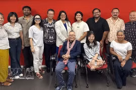 Representantes de la filial de la VAVA en Ciudad Ho Chi Minh se reúnen con amigos estadounidenses. (Foto: VNA)