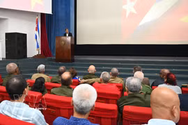 El embajador de Vietnam en Cuba, Le Quang Long, interviene en la cita. (Foto: VNA)