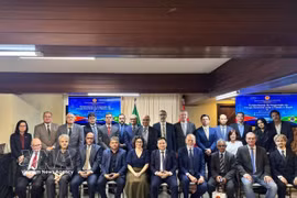Delegados participantes en la cita (Foto: Embajada de Vietnam en Brasil)
