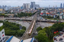 El ferrocarril urbano Nhon-Estación Hanoi (Foto: VNA)