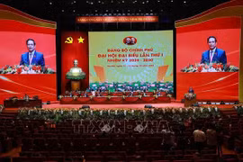 El miembro del Buró Político, secretario del Comité partidista del Gobierno y primer ministro, Pham Minh Chinh, interviene en la cita (Foto: VNA)