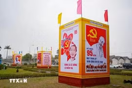Las calles vietnamitas se decoran con pancartas y carteles con motivo del 95 aniversario del PCV (Foto: VNA)