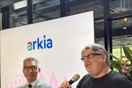 En una rueda de prensa para anunciar el lanzamiento del vuelo directo entre Tel Aviv y Hanoi. (Foto: VNA)