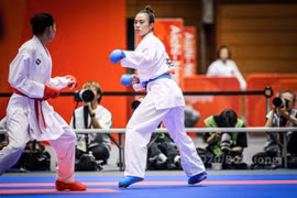 La karateca vietnamita Nguyen Thi Dieu Ly conquistó la medalla de bronce, tras imponerse en un emocionante combate ante la representante de Japón, Kama Tsubasa. (Foto: VNA)