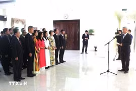 Ceremonia celebrada por la Embajada de Vietnam en Camboya el 19 de mayo. (Foto: VNA)