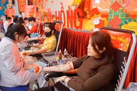 Celebran en Vietnam mayor festival nacional de donación de sangre con motivo del Día del Médico