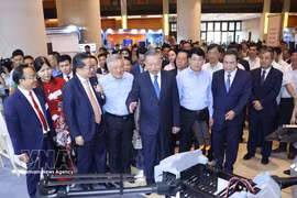 Empresarios vietnamitas impulsan la innovación y el desarrollo