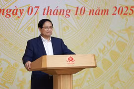 El primer ministro de Vietnam, Pham Minh Chinh, preside la reunión (Foto: VNA)