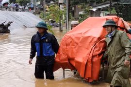 Inundaciones en la comuna de Hoi Xuan, provincia de Thanh Hoa (Foto: VNA)