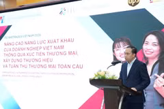 Dao Viet Anh, jefe de la División de Relaciones Internacionales del Departamento de Promoción Comercial del Ministerio de Industria y Comercio, habla en el evento (Fuente: VNA)