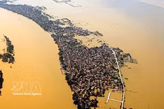 Inundaciones en una localidad de la provincia de Ha Tinh como consecuencia del tifón MEGI. Foto: VNA