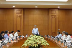El secretario general del Partido Comunista de Vietnam y presidente del país, To Lam, habla en la reunión (Fuente: VNA)