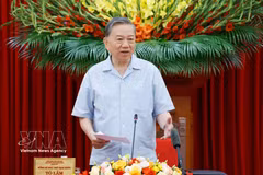 El secretario general del Partido Comunista y presidente de Vietnam, To Lam, habla en la cita (Fuente: VNA)