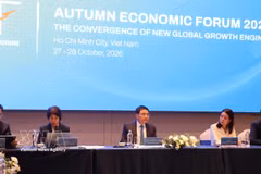 El viceprimer ministro vietnamita Nguyen Van Thang (centro) participa en la cita (Fuente: VNA)