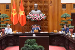 El primer ministro de Vietnam, Pham Minh Chinh, preside la reunión (Fuente: VGP)