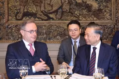 En la reunión entre el secretario general del Partido Comunista de Vietnam y presidente de la República, To Lam, y el primer ministro belga, Bart De Wever (Fuente: VNA)