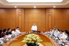 El secretario general del Partido Comunista de Vietnam y presidente del país, To Lam, preside la reunión (Fuente: VNA)