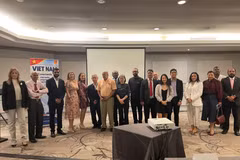Delegados que asisten a la conferencia "Vietnam - Panamá: Potencial de Exportación y Oportunidades de Cooperación Empresarial" en Ciudad de Panamá. Foto: VNA
