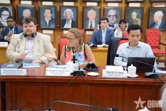 La delegación de alto nivel de USABCI en una reunión con representantes de la Asociación de Amistad Vietnam-Estados Unidos, perteneciente a la Unión de Organizaciones de Amistad de Vietnam. Foto: qdnd.vn