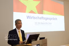 El embajador de Vietnam en Alemania, Nguyen Dac Thanh, habla en el evento (Fuente: VNA)