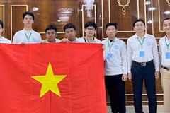 Los alumnos vietnamitas que asistieron a la segunda Olimpiada Internacional de Matemáticas para Estudiantes de Secundaria, celebrada en Turkmenistán del 21 al 26 de abril (Fuente: VNA)