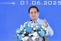 Premier asiste a ceremonia de inicio de un centro tecnológico de 300 millones de dólares en Hanoi