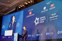 El viceprimer ministro de Vietnam, Nguyen Van Thang, habla en la cita (Fuente: vneconomy.vn)