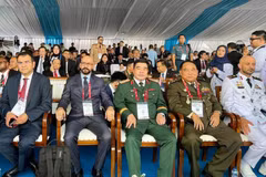 La delegación vietnamita está encabezada por el mayor general Nguyen Ba Luc, subjefe del Estado Mayor General del Ejército Popular de Vietnam (centro). (Foto: VNA)