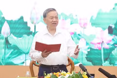 El secretario general del Partido Comunista de Vietnam (PCV), To Lam, habla en el evento (Fuente: VNA)