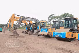 Hanoi inicia simultáneamente la construcción de cinco líneas de ferrocarril urbano (metro), identificadas como las líneas 1, 2, 8, 10 y 14, con una longitud total superior a los 300 kilómetros (Fuente: VNA)