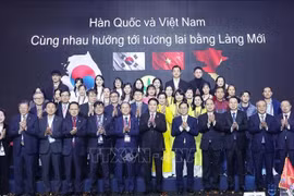 El presidente de Vietnam, Luong Cuong, y una delegación de alto nivel asisten al evento “Día de Vietnam” (Fuente: VNA)