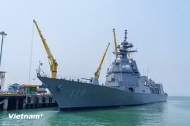 Fragata japonesa Asahi llega a Da Nang en visita de amistad