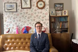 El académico británico, Kyril Whittaker. (Fuente: VNA)
