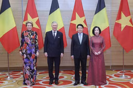 El presidente de Vietnam, Luong Cuong, y su esposa ofrece un banquete de Estado en honor a la visita de los reyes Felipe y Matilde de Bélgica (Fuente: VNA)
