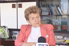 Hélène Luc, senadora honoraria de Francia y presidenta honoraria de la Asociación de Amistad Francia-Vietnam (Fuente: VNA)