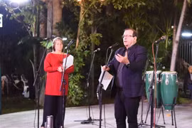 El presidente del Instituto Cubano de Amistad con los Pueblos (ICAP) Fernando González Llort habla en el evento (Fuente: VNA)