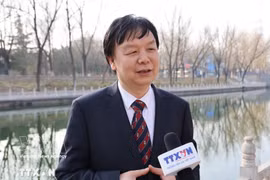 El profesor Mi Liang, director del Centro de Estudios del Sudeste Asiático de la Universidad de Estudios Extranjeros de Beijing (Fuente: VNA)