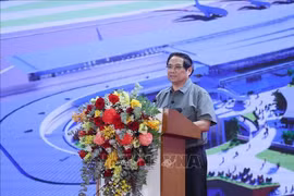 El primero ministro vietnamita, Pham Minh Chinh, habla en el evento (Fuente: VNA)