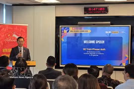 El embajador de Vietnam en Singapur, Tran Phuoc Anh, habla en la cita (Fuente: VNA)