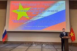 El Consulado General de Vietnam en Vladivostok, Rusia, celebra una ceremonia para conmemorar el 75 aniversario de los vínculos diplomáticos bilaterales (Fuente: VNA)