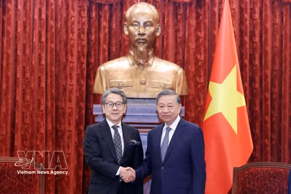 El secretario general del Partido Comunista de Vietnam y presidente de la República, To Lam, recibió hoy en esta capital al presidente del Banco de Japón para la Cooperación Internacional de (JBIC), Maeda Tadashi. (Fuente: VNA)