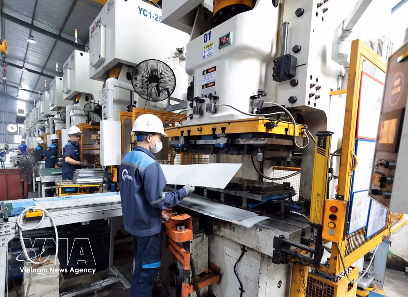 La empresa AUTOMECH en el Parque Industrial Dinh Tram en la provincia de Bac Ninh tiene unos ingresos anuales de aproximadamente 40 millones de USD y da empleo a más de 600 trabajadores (Fuente: VNA)