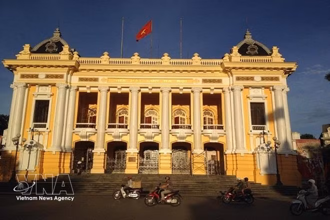 La Ópera de Hanoi, uno de los símbolos arquitectónicos de la capital (Foto: VNA)